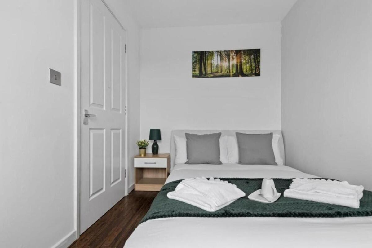 Superb Stonewall Terrace Londen Kamer foto